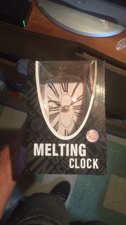 Melting clock brand new
