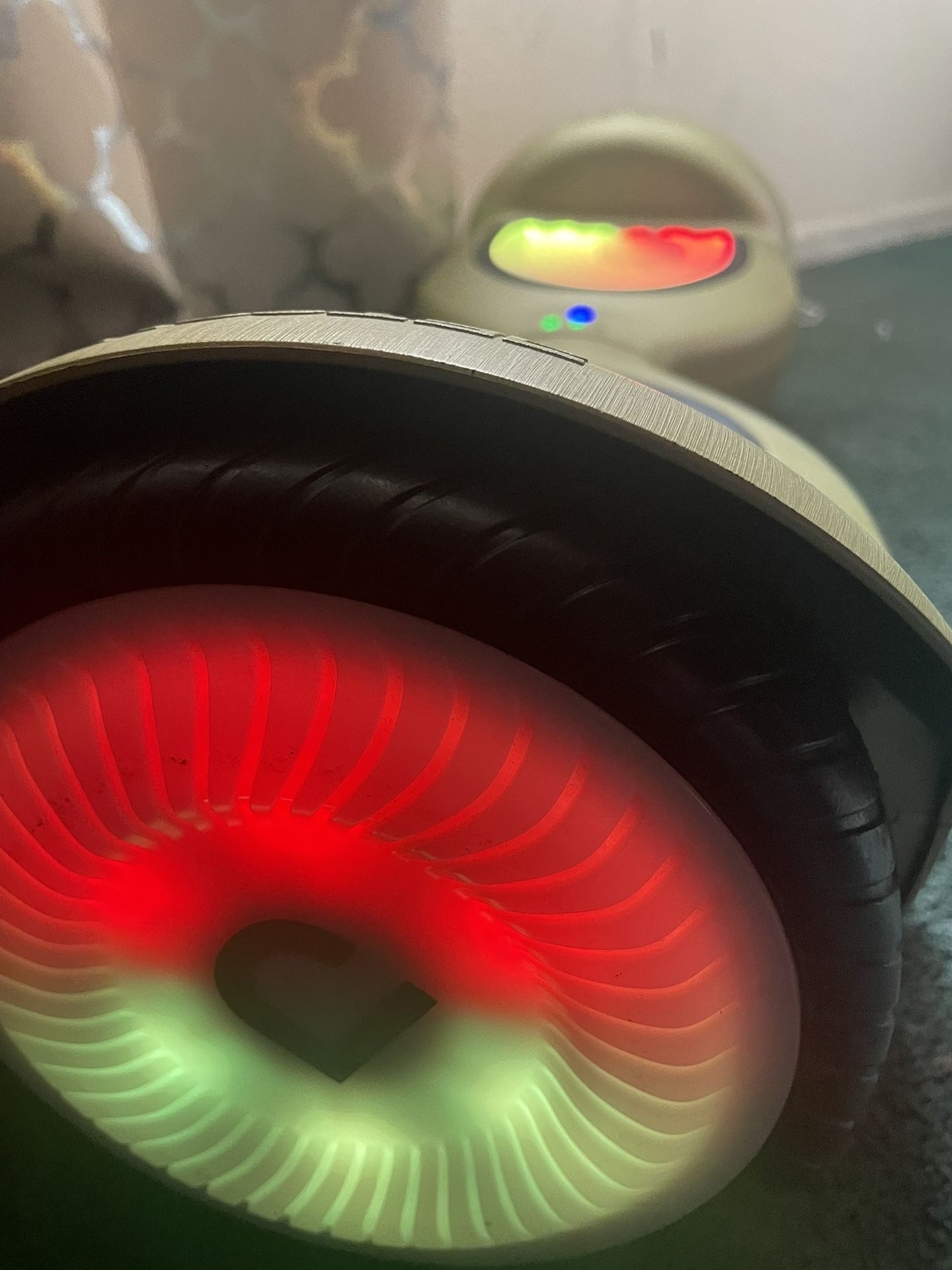 Jetson Mojo Hoverboard 