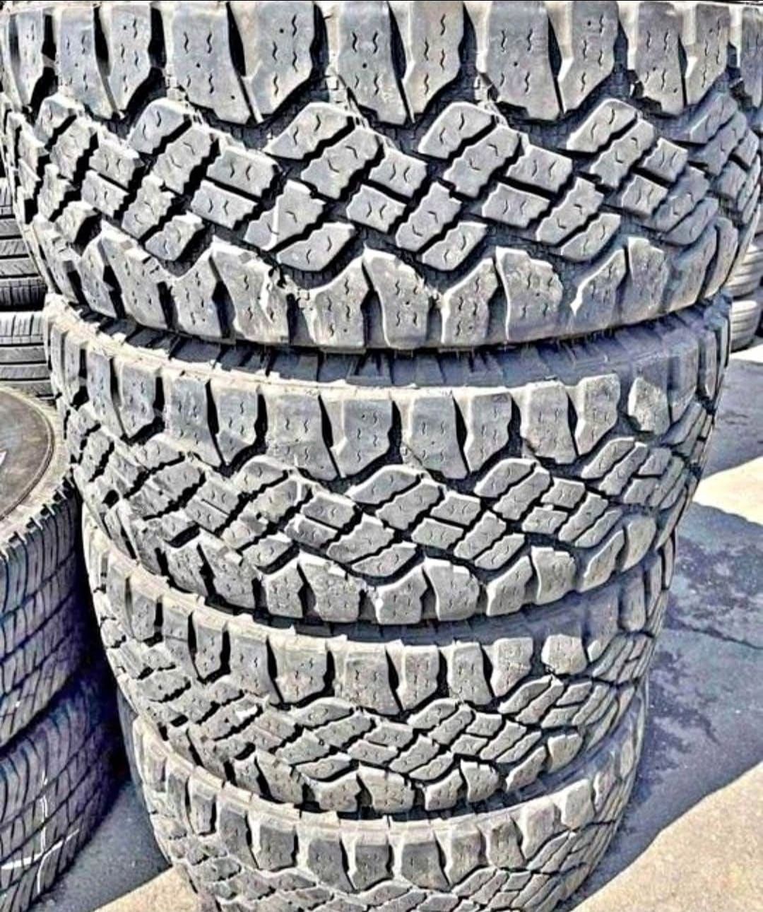 275 70 18 Goodyear Tires Con Excelente Condiciones Las 4