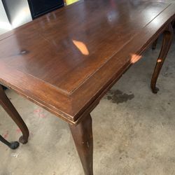 Queen Anne Expandable Desk And Chair