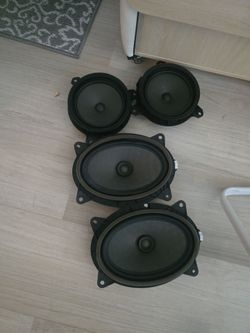 Toyota 4runner & tacoma speaker