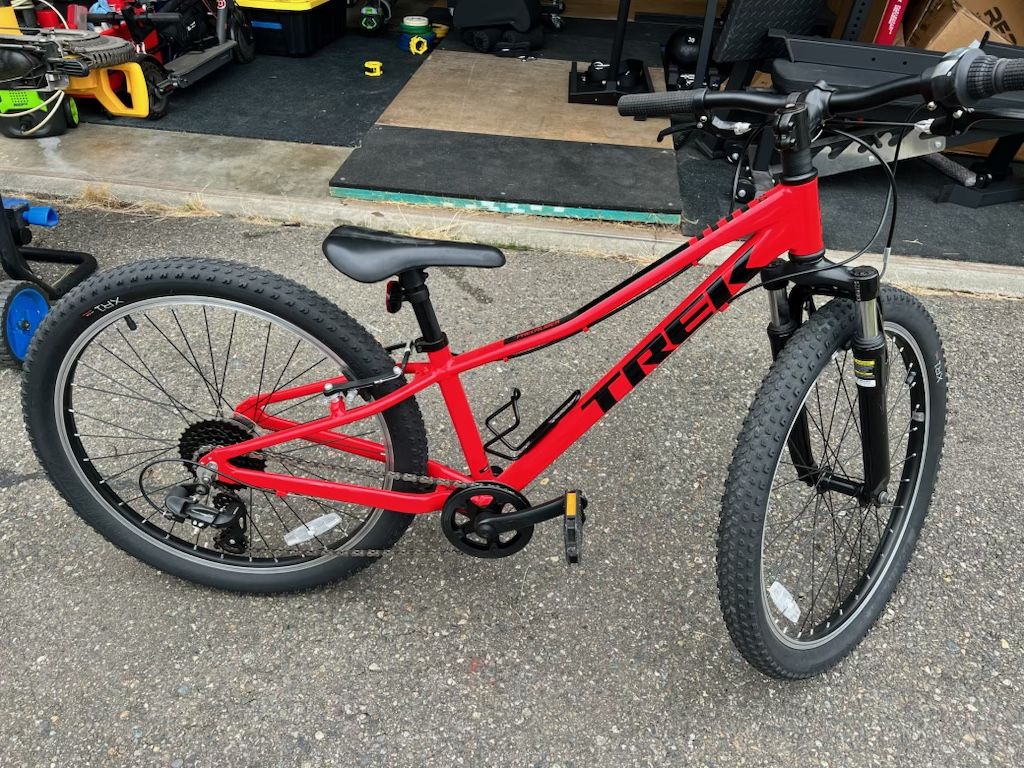 Trek Precaliber 24 Inch 8-speed Suspension