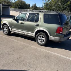 2002 Ford Explorer