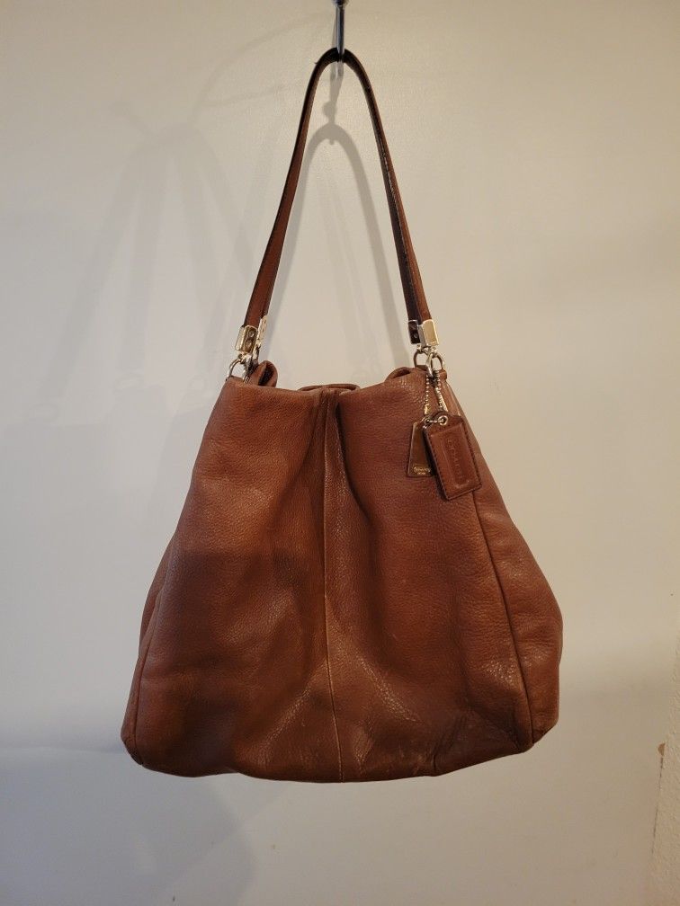Coach All Soft Leather Bag. Lost Of Zip Up Compartments Clean.