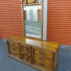 Long Dresser Sideboard with Tall Mirror