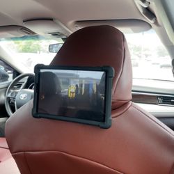 Tablet with car mount