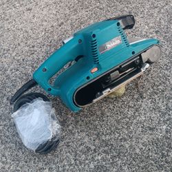 Makita 9403 4x24in 11amp Belt Sander Excellent Con (No Dust Bag) Many Other Tools. For Pick Up Fremont Sea. No Low Ball/Trades Please. Yes I Have I
