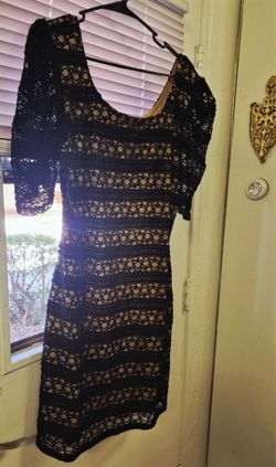 New & stunning Black/ cream laced dress!