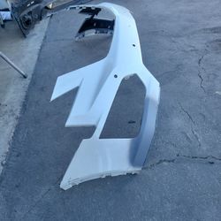 17/18/19/20/21/222/23_24 Cadilla XT5 front Bumper