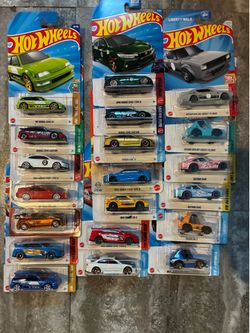 Hot wheels/ mix