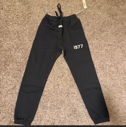 Essential 1977
