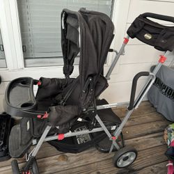 Joovy 2 Seats Stroller. 