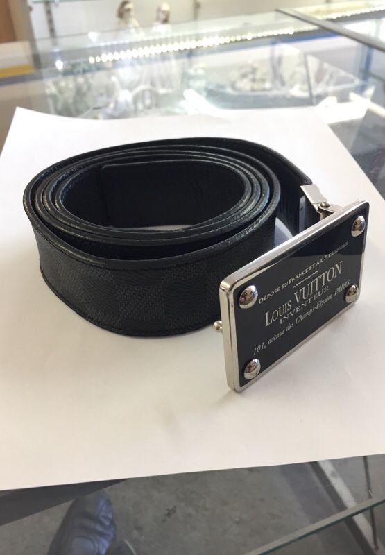 Authentic Louis Vuitton Inventeur Belt. 44” Black for Sale in Miami, FL -  OfferUp