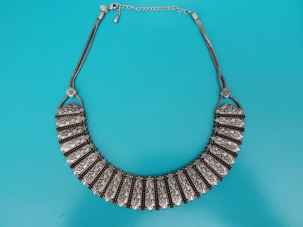 Vintage Lia Sophia Kiam Family Metal Collar Choker Necklace