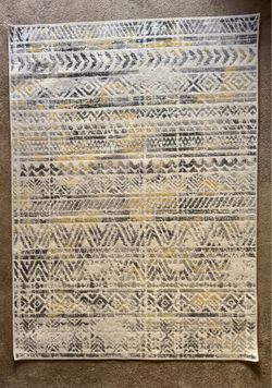 5x7 Area Rug (Yellow/Grey Geometric)