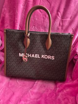 Michael Kors Signature Tote Bag