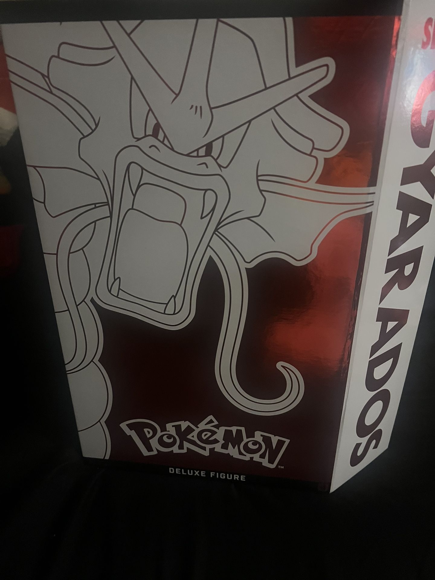Shiny Gyardos Statue