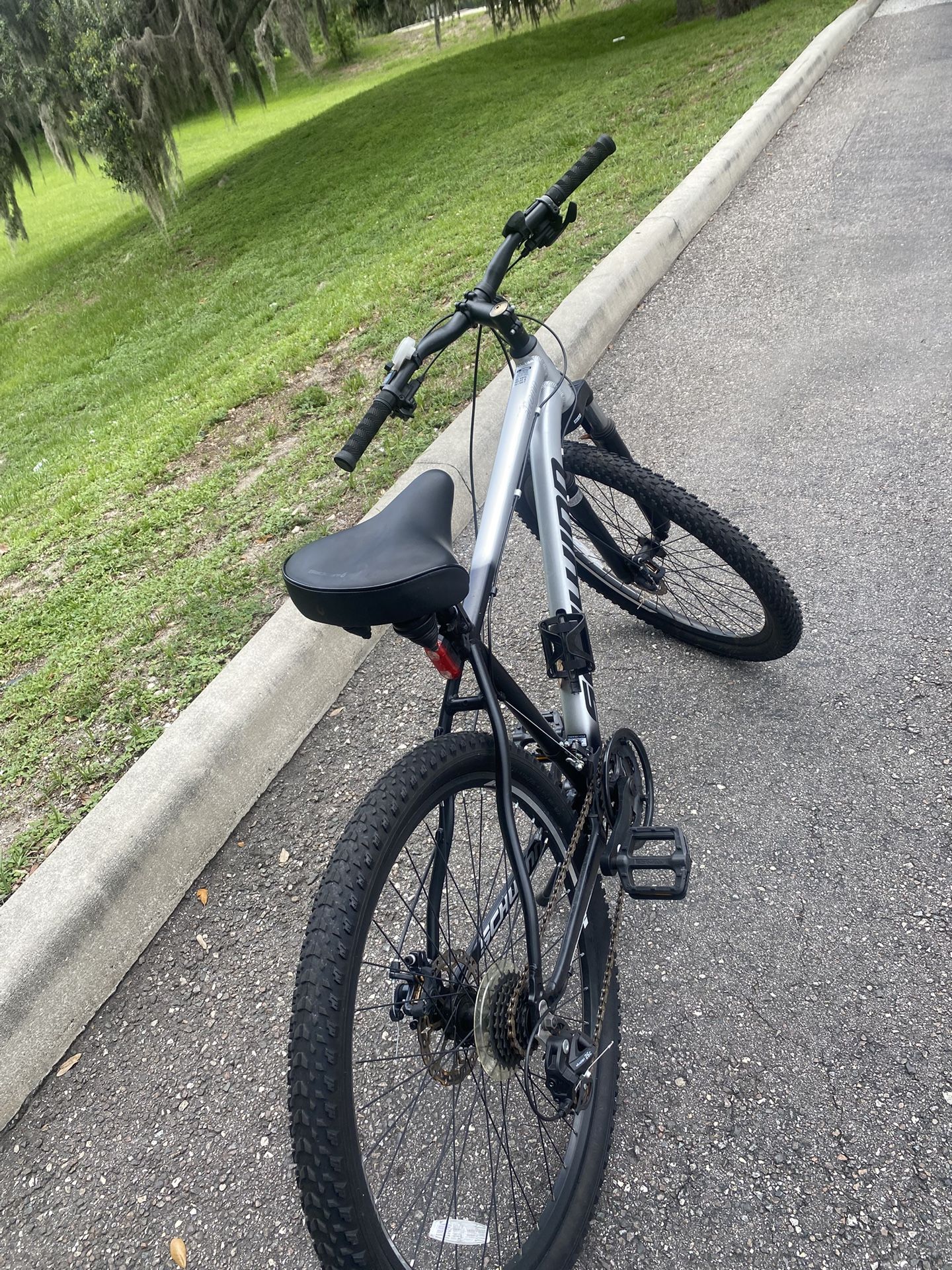 Schwinn Mountain Bike 26”