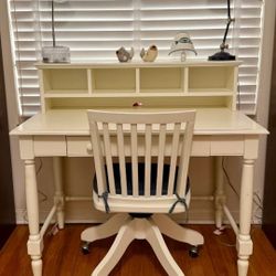 Pottery Barn Kids Desk W Chair