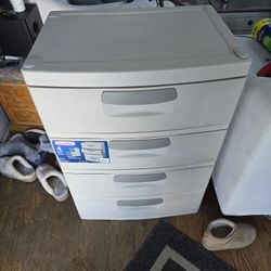 Sterilite 4-Drawer Storage Unit