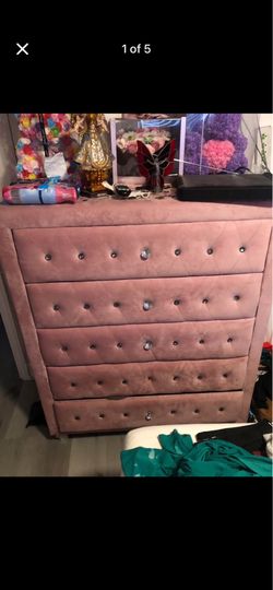 Queen size bed set