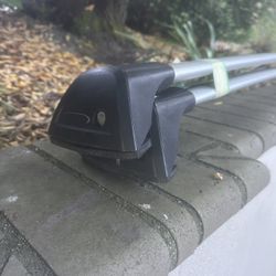 Yakima Whispbar roof rack for Mercedes R series