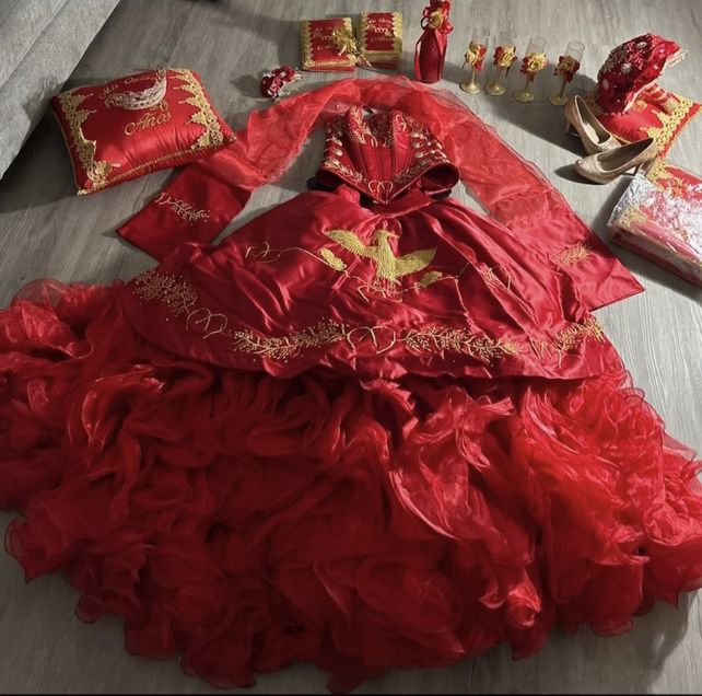 Red Quinceanera Dress Set
