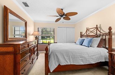 Panama Jack Queen Bedroom set