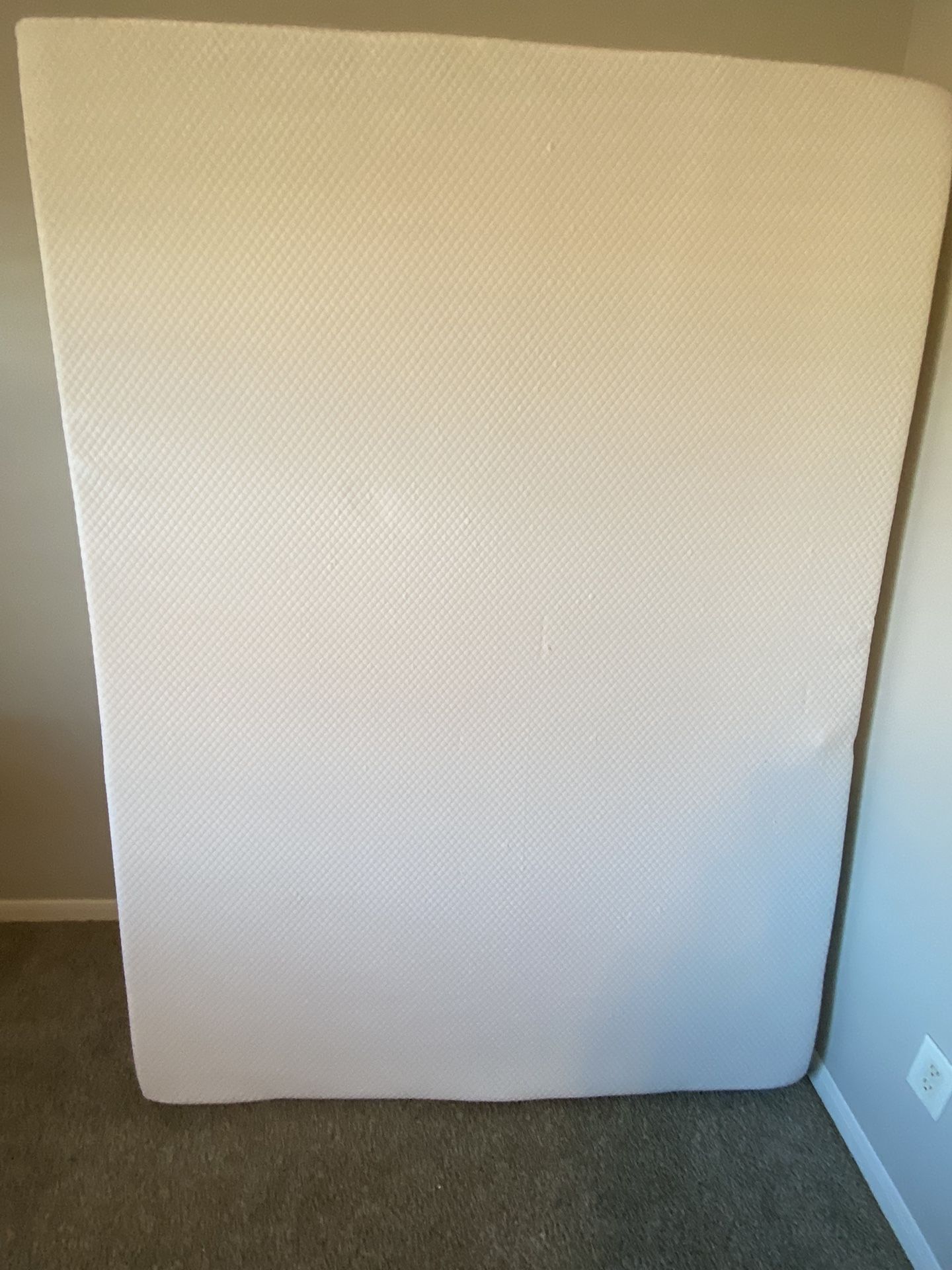 Queen Mattress, 10in Deep, Used 1 Year