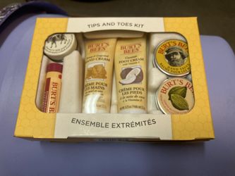 Burts Bees -Tips And Toes Kit. Includes 6 Great Products! 