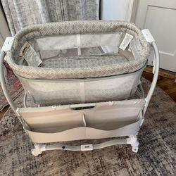 Baby Bassinet with AirLoom Mattress