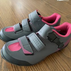 Shimano Woman’s Bike Shoes
