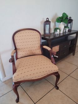 Living chairs