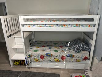Bunk bed twin over twin