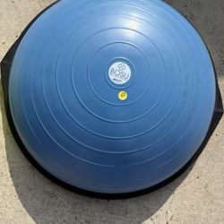 Bosu Balance Trainer 
