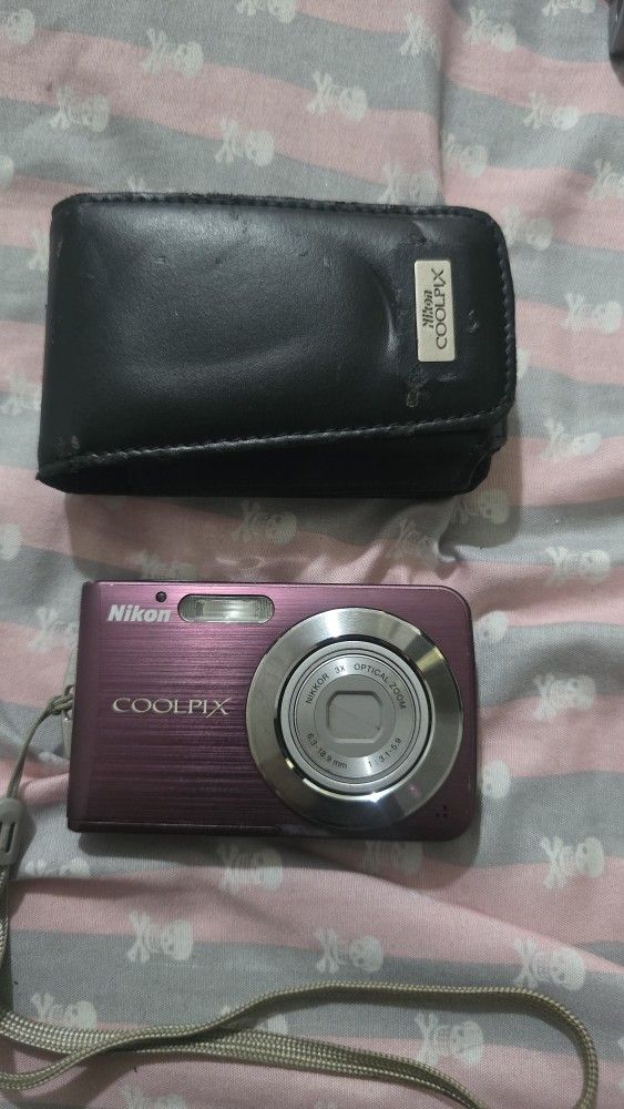 Nikon Digital Camera 