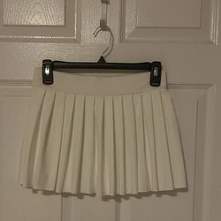 White Pleated Skirt Size S Juniors 