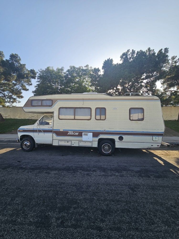 Tioga Arrow Motorhome