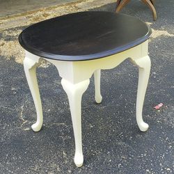 Antique Oval Queen Side Table 