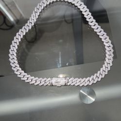 GLD Diamond Prong Link Chain in White Gold 12mm
