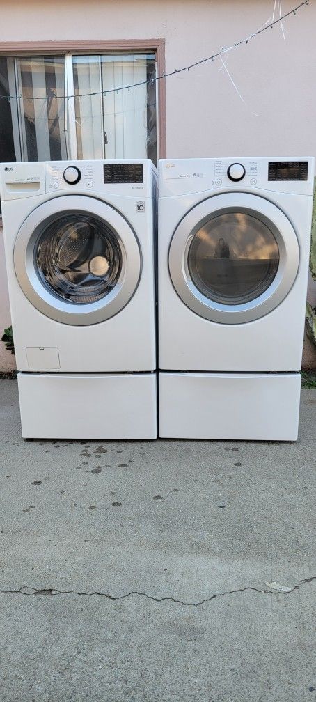 LG WASHER&ELECTRIC DRYER 220V