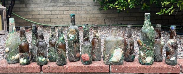 Decorations-‘Pirate’ Bottles & Platters