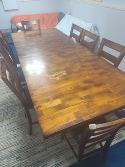Dining table with 8 chairs