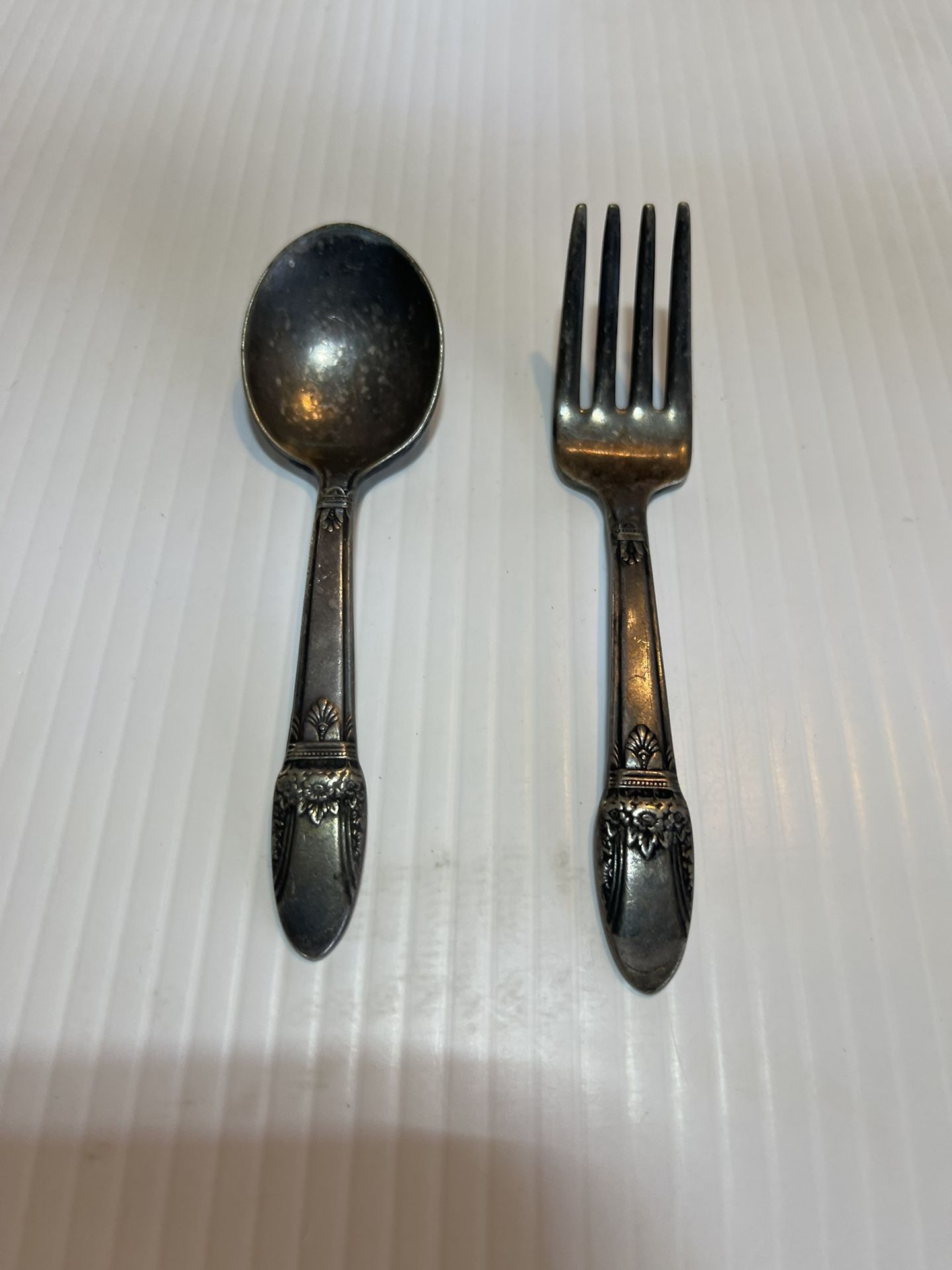 1847 Rogers Brothers Silver Baby Dinner Utensils USA Approximately 4”