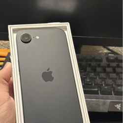 iPhone 16e New Perfect Condition Unlocked 