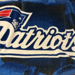 Patriots Large Throw Blanket