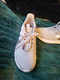 Brand New Womans Addidas 