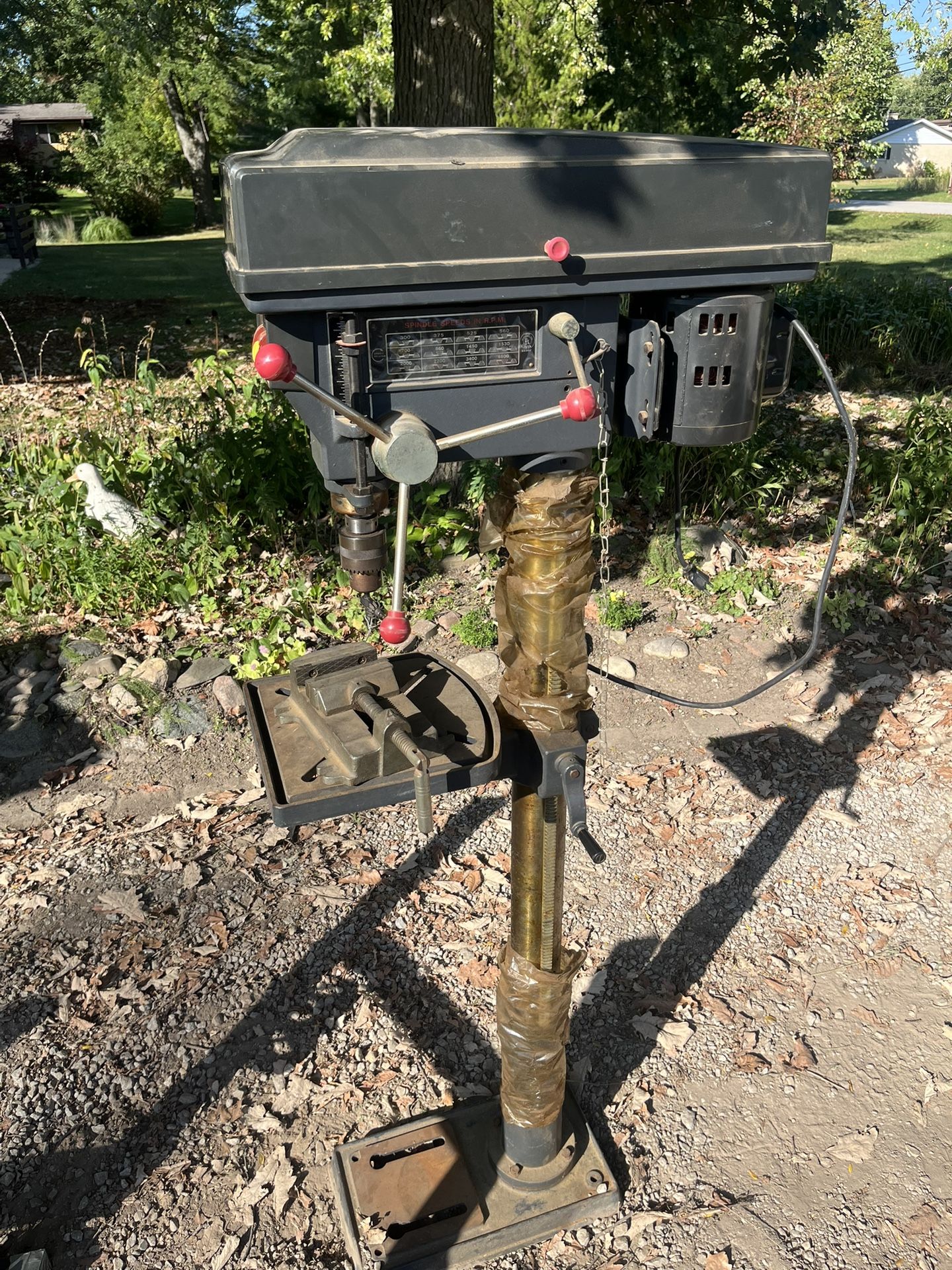 Craftsman Floor Standing Drill Press With Vise