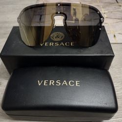 Versace Women’s sunglasses - Never Worn