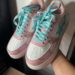 Hello Kitty bape Size 6 Mens 